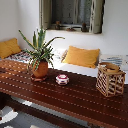 Theo'S Vacation Home Скірос Екстер'єр фото